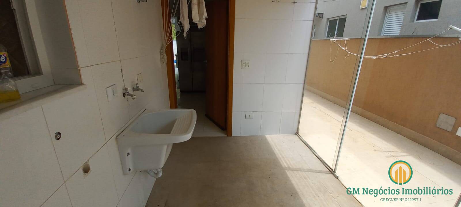 Casa de Condomínio à venda com 4 quartos, 380m² - Foto 9