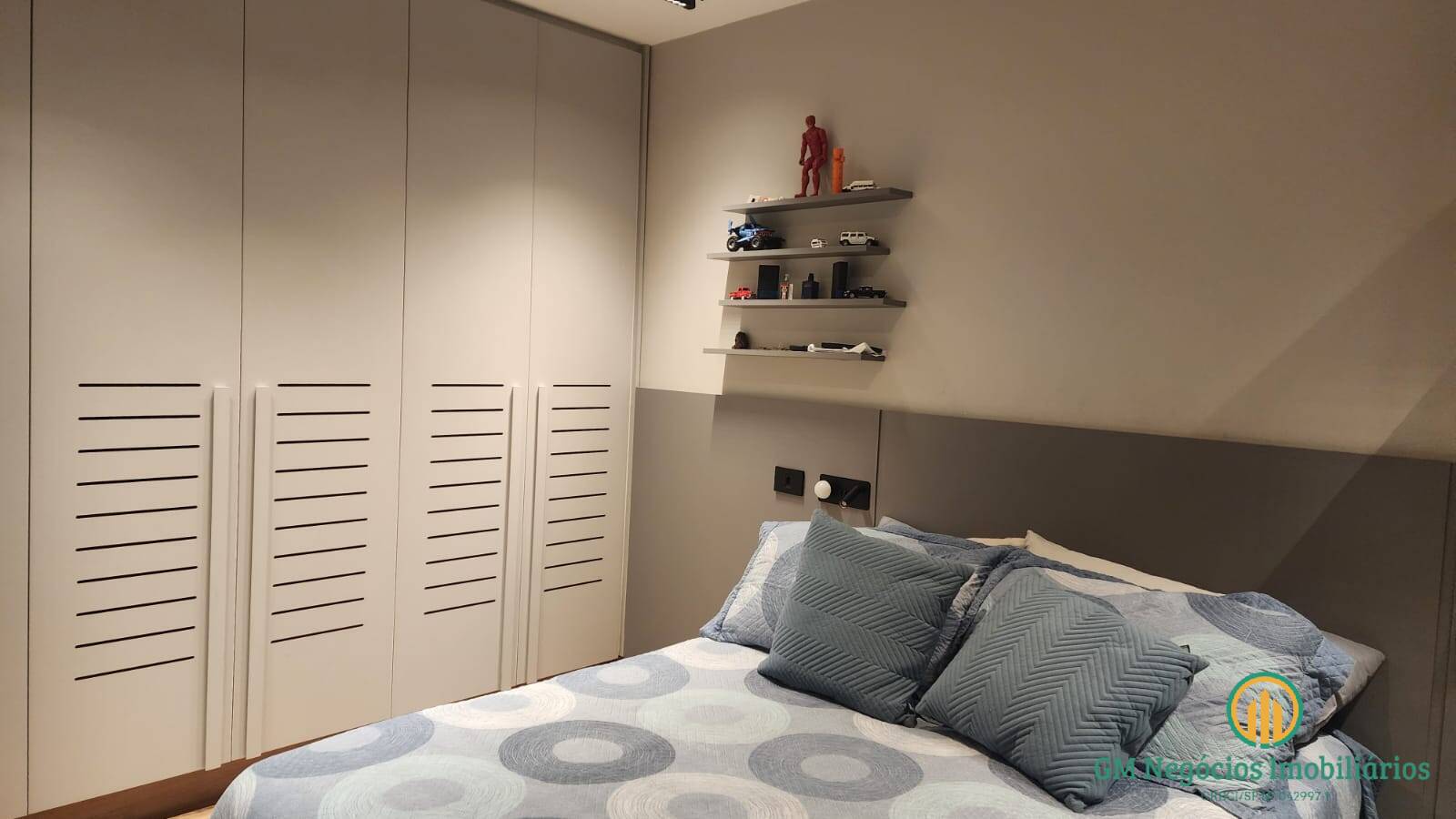 Apartamento à venda com 4 quartos, 245m² - Foto 26