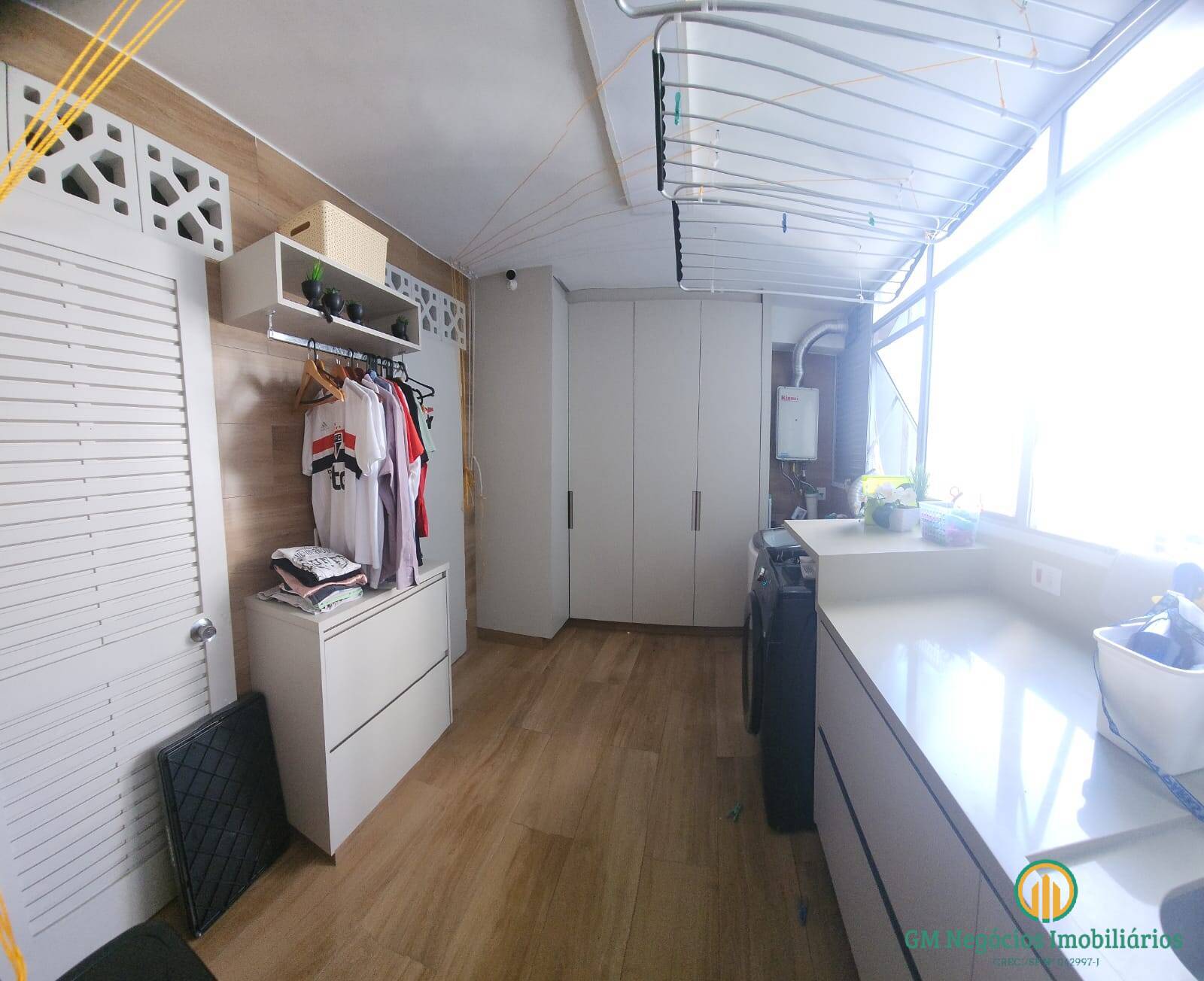 Apartamento à venda com 4 quartos, 245m² - Foto 42